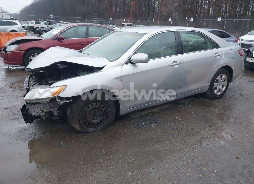 Photo 2 of 2007 Toyota Camry LE (VIN 4T1BE46KX7U091724)