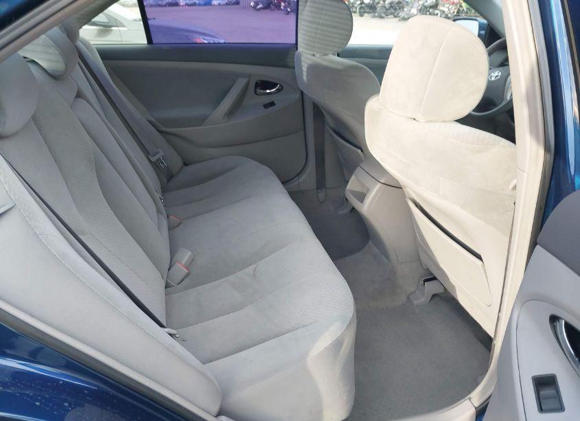 Photo 8 of 2007 Toyota Camry LE (VIN 4T1BE46KX7U101023)