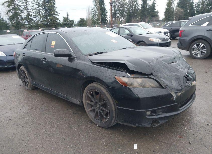 2007 Toyota Camry SE (VIN 4T1BE46KX7U105878) main photo