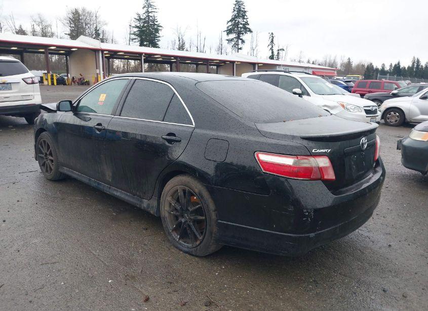 Photo 3 of 2007 Toyota Camry SE (VIN 4T1BE46KX7U105878)