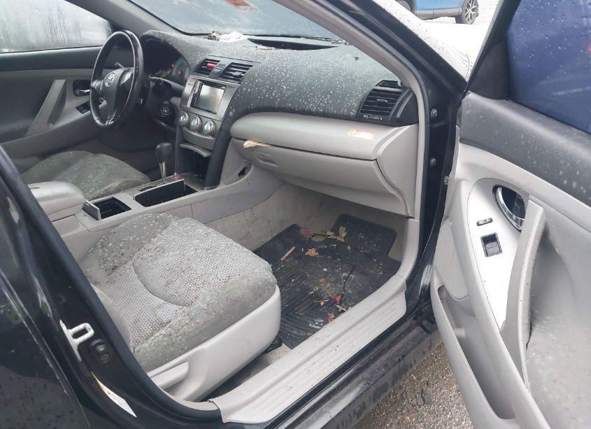 Photo 5 of 2007 Toyota Camry SE (VIN 4T1BE46KX7U105878)