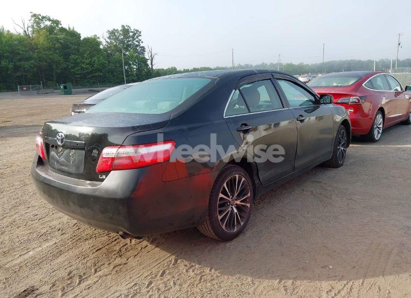 Photo 4 of 2007 Toyota Camry LE (VIN 4T1BE46KX7U117285)