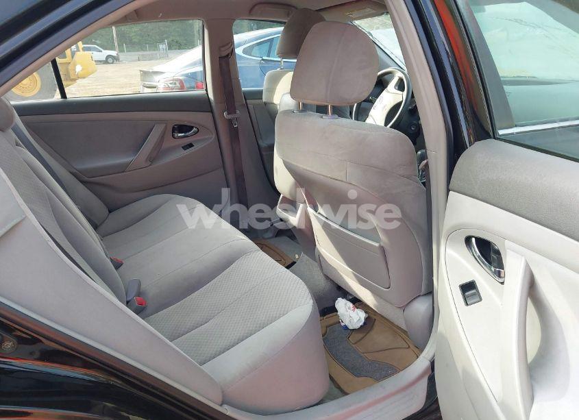 Photo 8 of 2007 Toyota Camry LE (VIN 4T1BE46KX7U117285)