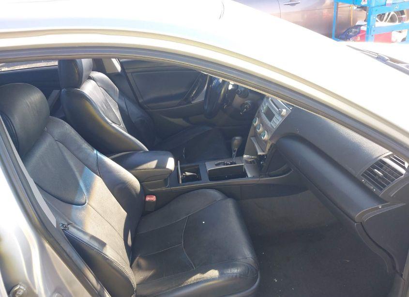 Photo 5 of 2007 Toyota Camry SE (VIN 4T1BE46KX7U122695)