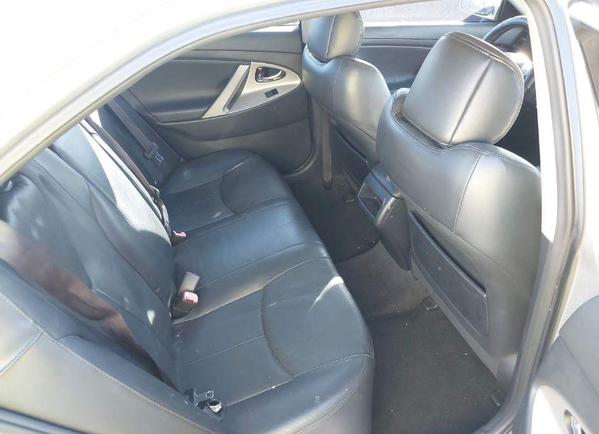 Photo 8 of 2007 Toyota Camry SE (VIN 4T1BE46KX7U122695)