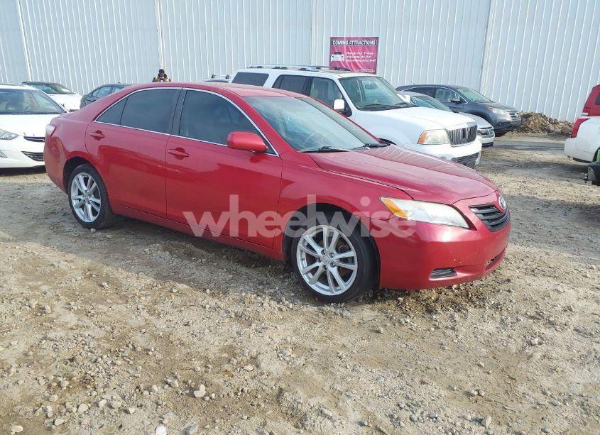 2007 Toyota Camry LE (VIN 4T1BE46KX7U131767) main photo