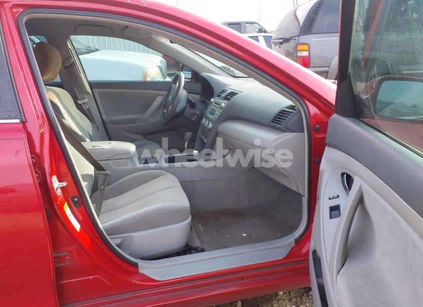 Photo 5 of 2007 Toyota Camry LE (VIN 4T1BE46KX7U131767)