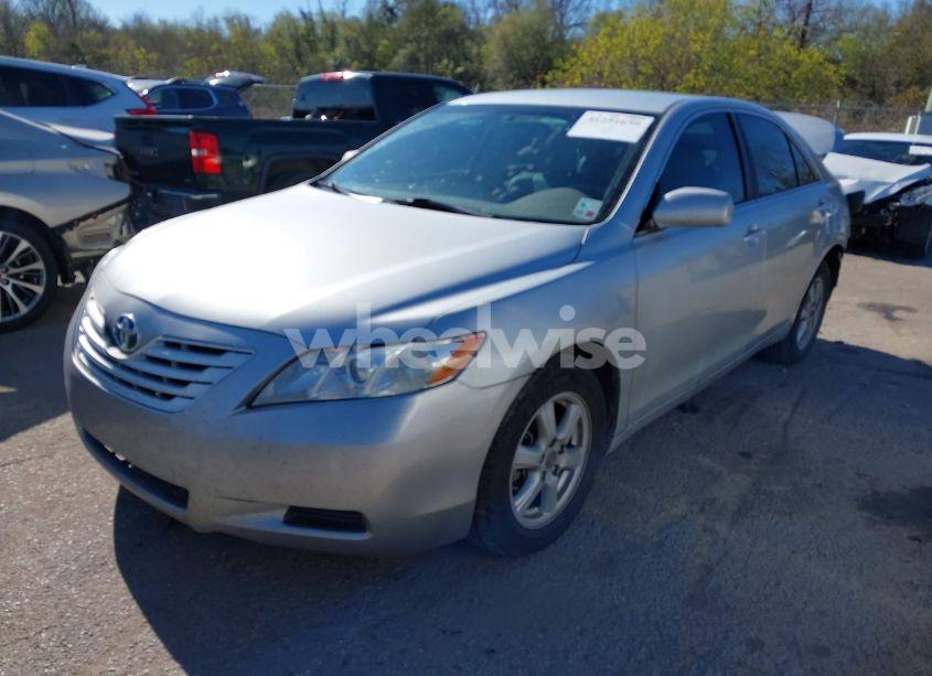 Photo 2 of 2007 Toyota Camry LE (VIN 4T1BE46KX7U155356)
