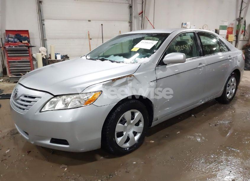 Photo 2 of 2007 Toyota Camry LE (VIN 4T1BE46KX7U176711)