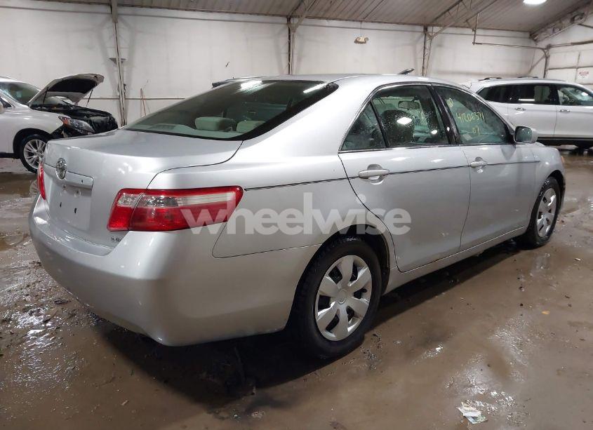 Photo 4 of 2007 Toyota Camry LE (VIN 4T1BE46KX7U176711)