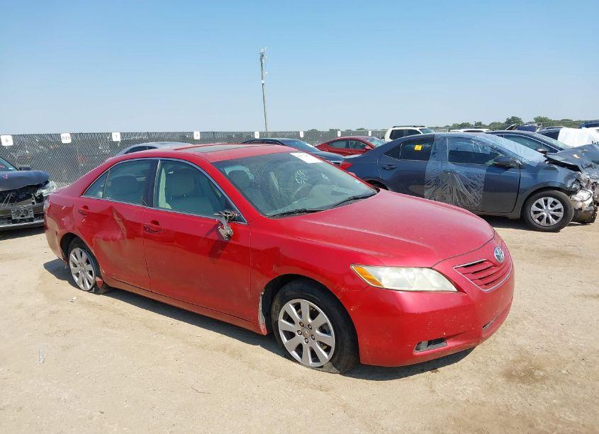 2007 Toyota Camry XLE (VIN 4T1BE46KX7U192052) main photo