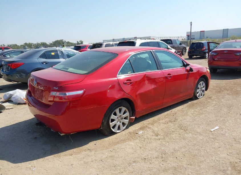 Photo 4 of 2007 Toyota Camry XLE (VIN 4T1BE46KX7U192052)