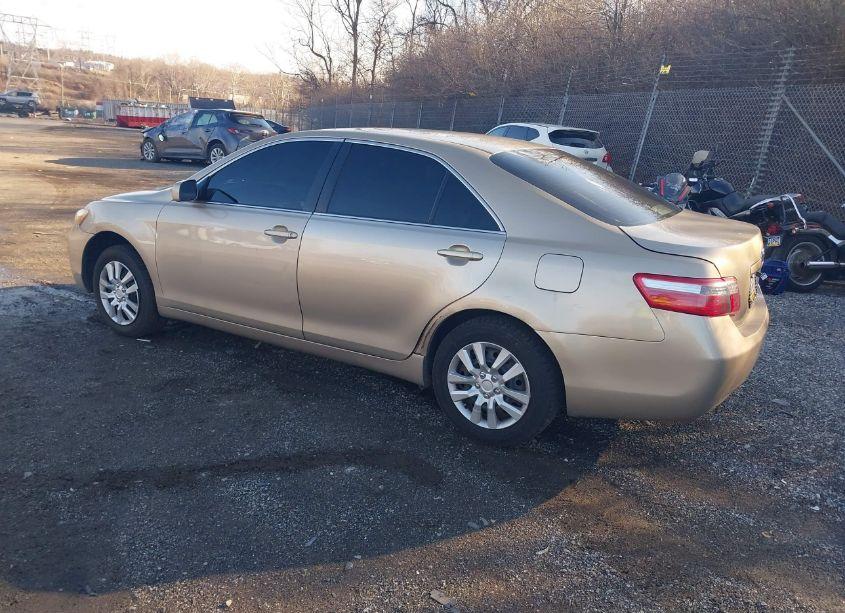 Photo 3 of 2007 Toyota Camry LE (VIN 4T1BE46KX7U193766)