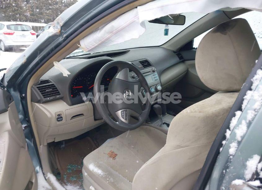 Photo 5 of 2007 Toyota Camry LE (VIN 4T1BE46KX7U515998)