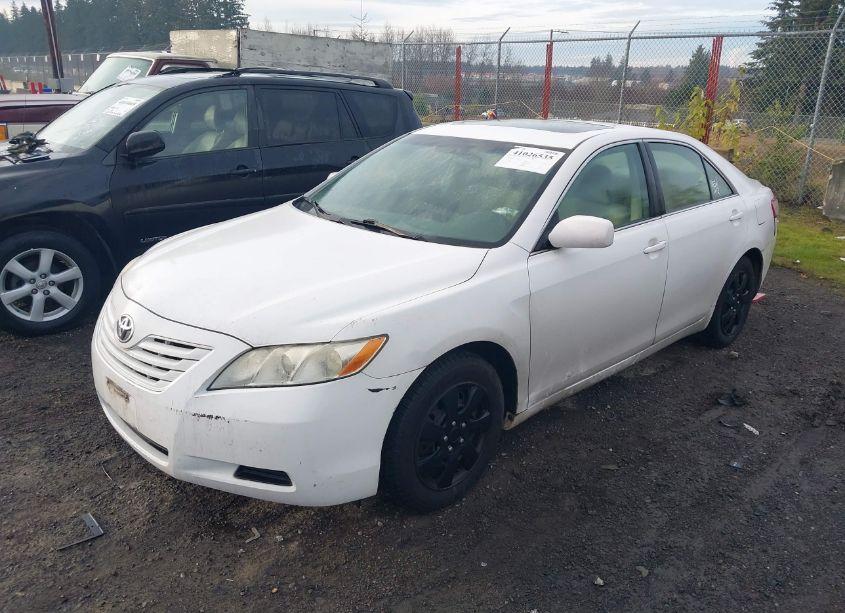 Photo 2 of 2007 Toyota Camry LE (VIN 4T1BE46KX7U517038)