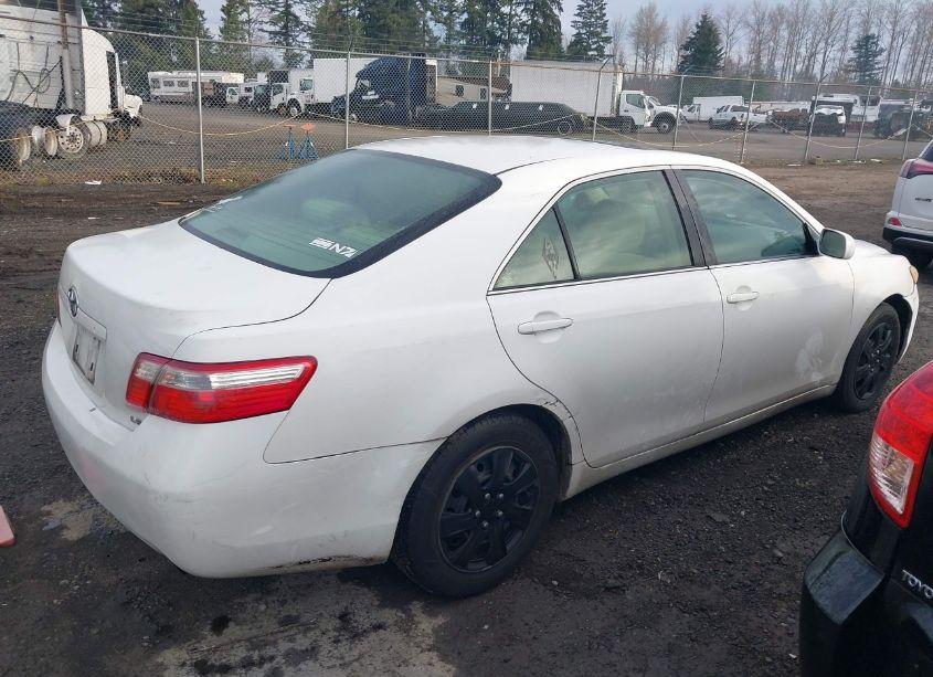 Photo 4 of 2007 Toyota Camry LE (VIN 4T1BE46KX7U517038)