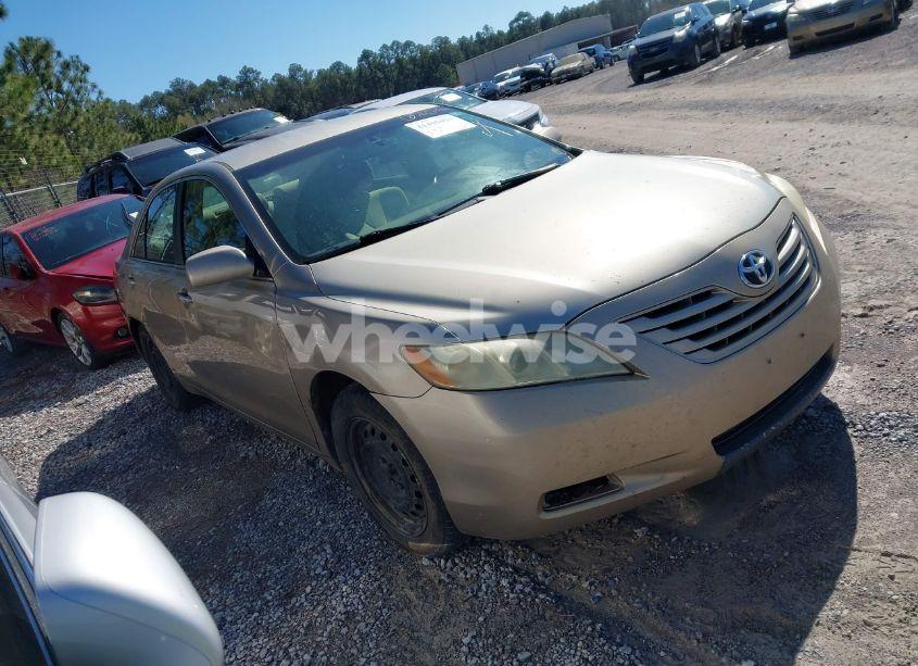 2007 Toyota Camry LE (VIN 4T1BE46KX7U521929) main photo