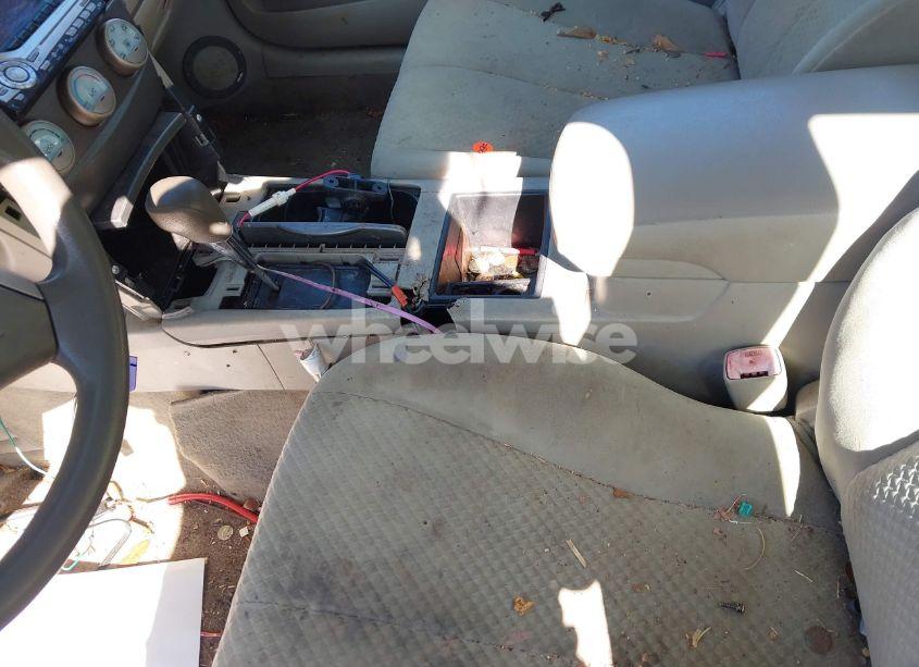 Photo 12 of 2007 Toyota Camry LE (VIN 4T1BE46KX7U521929)