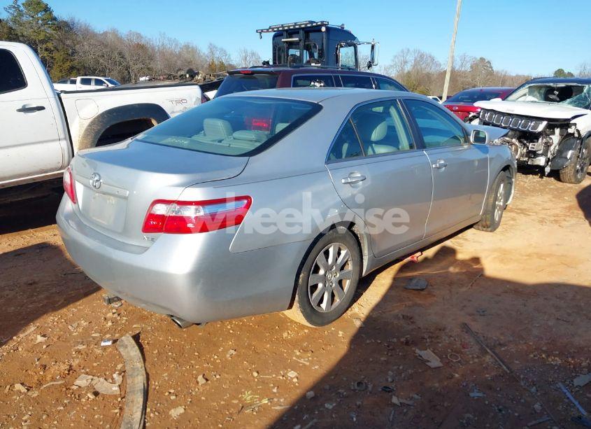 Photo 4 of 2007 Toyota Camry XLE (VIN 4T1BE46KX7U537175)