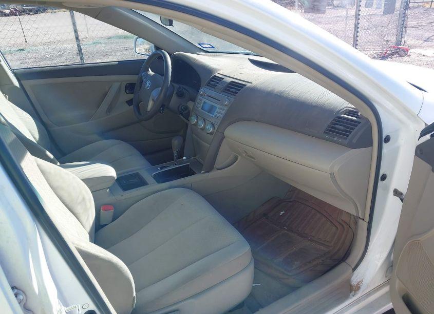 Photo 5 of 2007 Toyota Camry LE (VIN 4T1BE46KX7U541842)