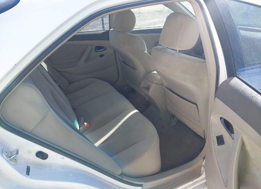 Photo 8 of 2007 Toyota Camry LE (VIN 4T1BE46KX7U541842)