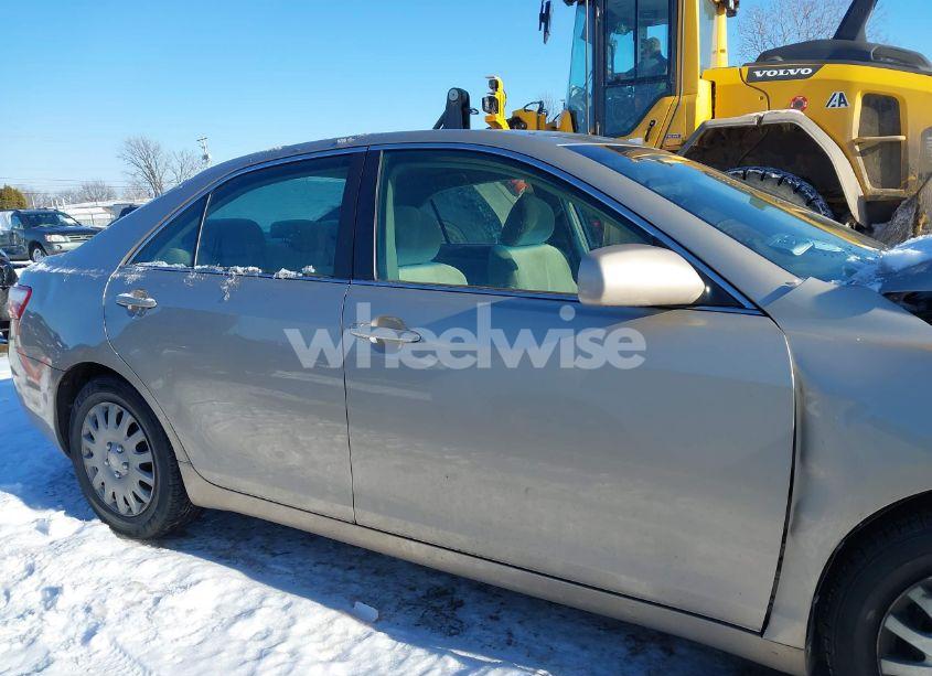 Photo 12 of 2007 Toyota Camry (VIN 4T1BE46KX7U552341)