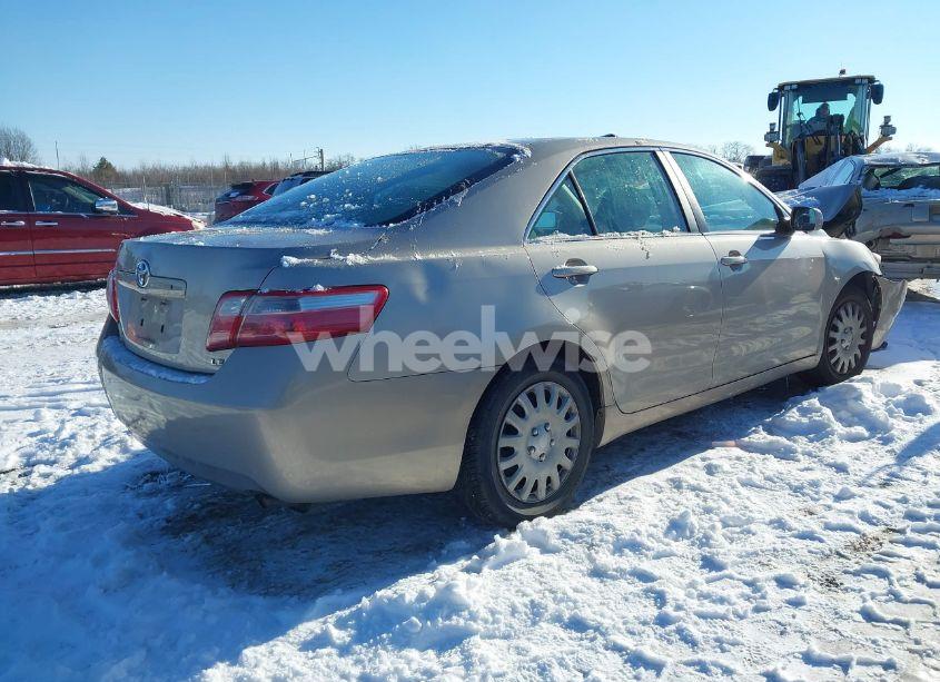 Photo 4 of 2007 Toyota Camry (VIN 4T1BE46KX7U552341)