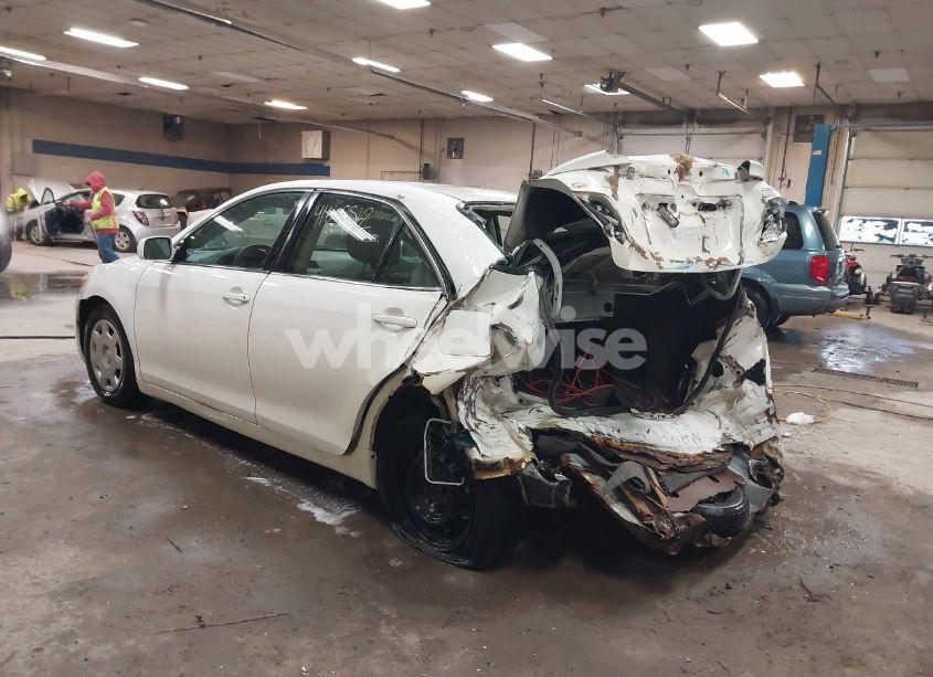 Photo 3 of 2007 Toyota Camry LE (VIN 4T1BE46KX7U553280)