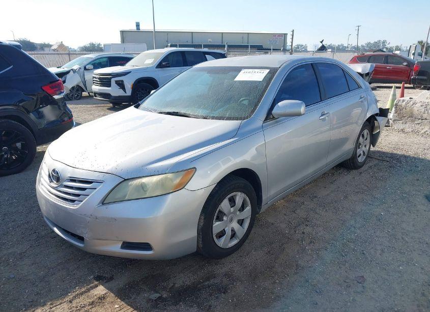 Photo 2 of 2007 Toyota Camry LE (VIN 4T1BE46KX7U561251)