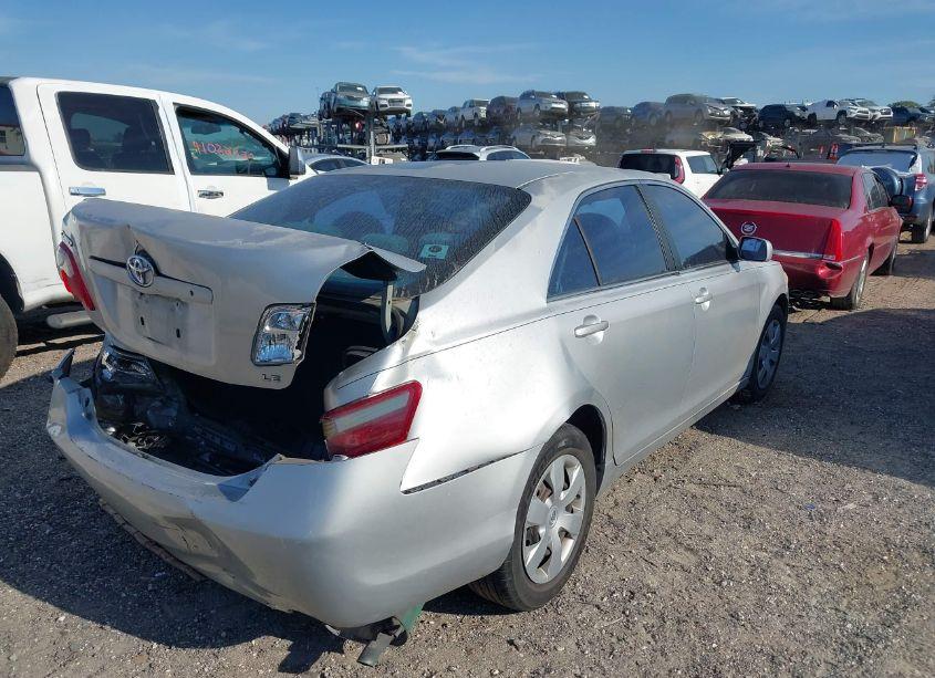 Photo 4 of 2007 Toyota Camry LE (VIN 4T1BE46KX7U561251)