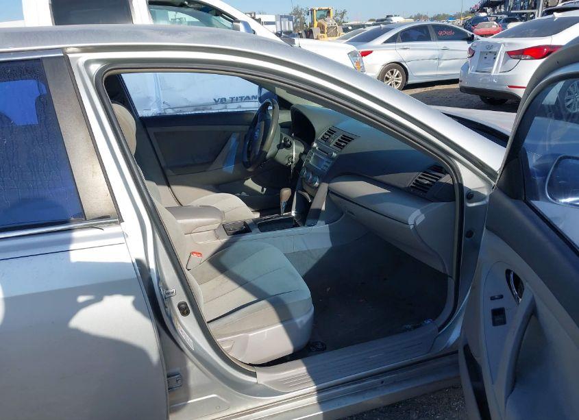 Photo 5 of 2007 Toyota Camry LE (VIN 4T1BE46KX7U561251)