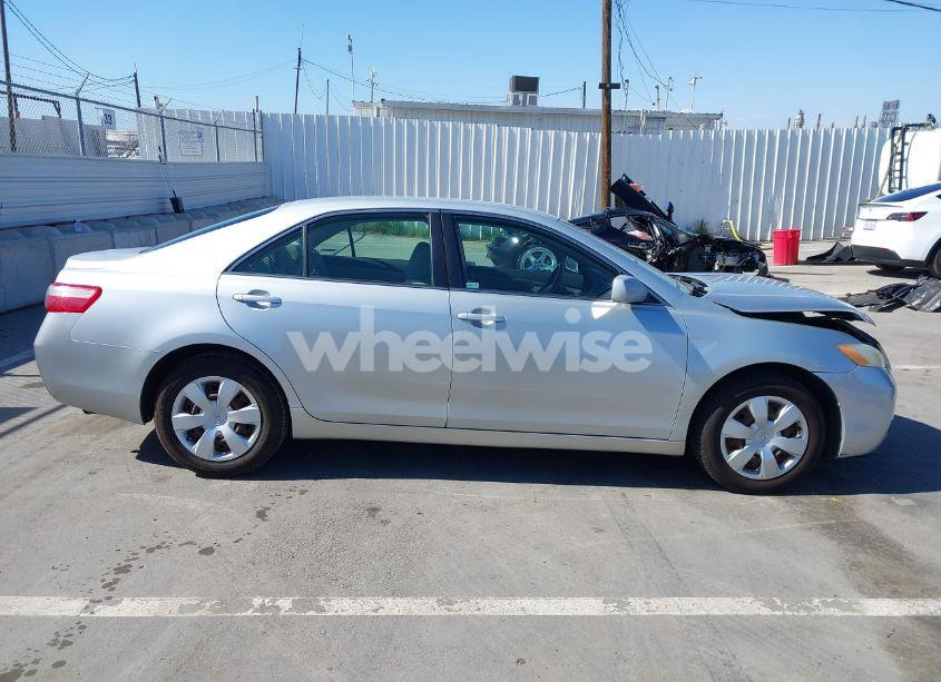 Photo 14 of 2007 Toyota Camry LE (VIN 4T1BE46KX7U567048)