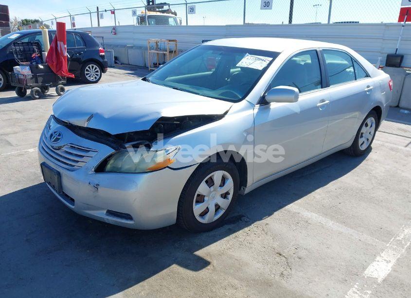 Photo 2 of 2007 Toyota Camry LE (VIN 4T1BE46KX7U567048)