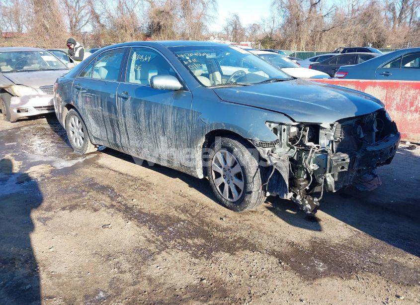 2007 Toyota Camry XLE (VIN 4T1BE46KX7U625224) main photo