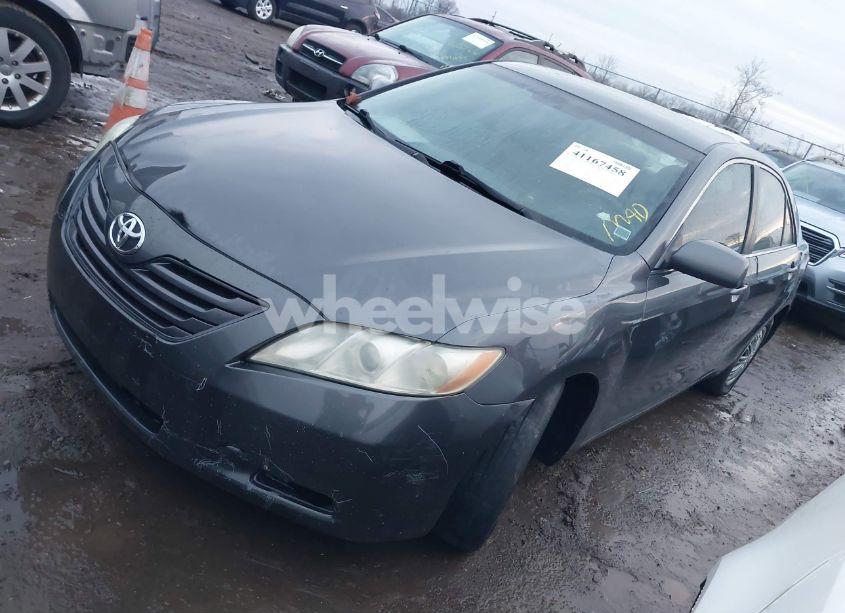 Photo 2 of 2007 Toyota Camry LE (VIN 4T1BE46KX7U647787)