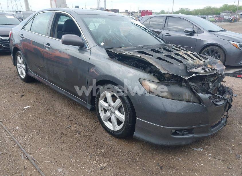 2007 Toyota Camry SE (VIN 4T1BE46KX7U659230) main photo