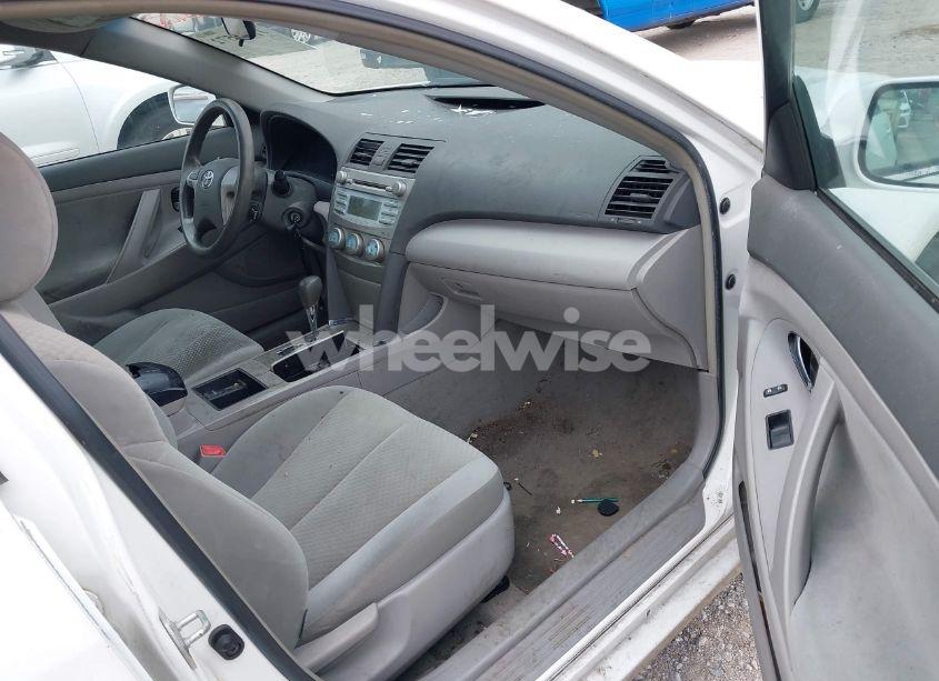 Photo 5 of 2007 Toyota Camry LE (VIN 4T1BE46KX7U664699)