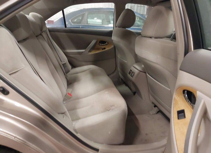 Photo 8 of 2007 Toyota Camry XLE (VIN 4T1BE46KX7U679333)