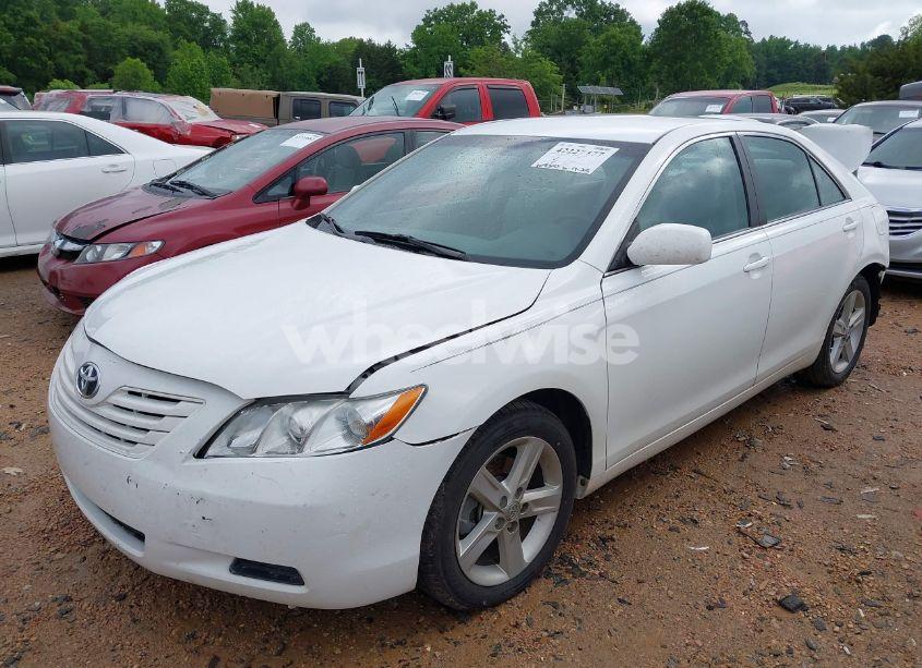 Photo 2 of 2007 Toyota Camry LE (VIN 4T1BE46KX7U686427)