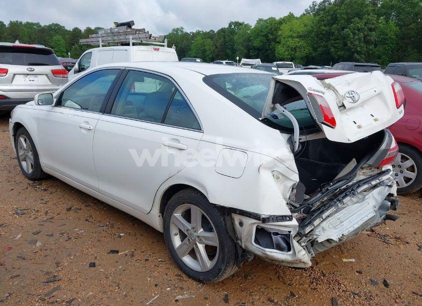 Photo 3 of 2007 Toyota Camry LE (VIN 4T1BE46KX7U686427)