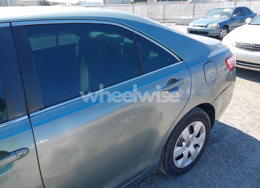 Photo 12 of 2007 Toyota Camry LE (VIN 4T1BE46KX7U694172)