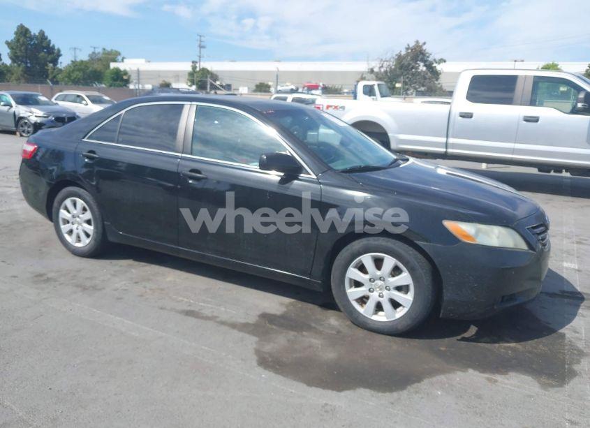 2007 Toyota Camry XLE (VIN 4T1BE46KX7U705249) main photo