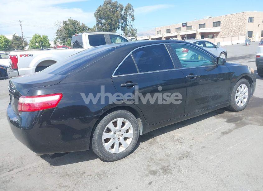 Photo 4 of 2007 Toyota Camry XLE (VIN 4T1BE46KX7U705249)