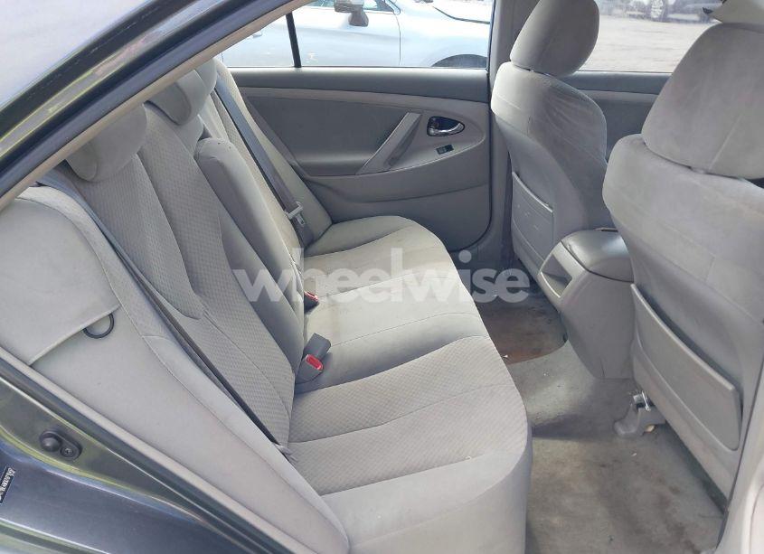 Photo 8 of 2007 Toyota Camry LE (VIN 4T1BE46KX7U710497)