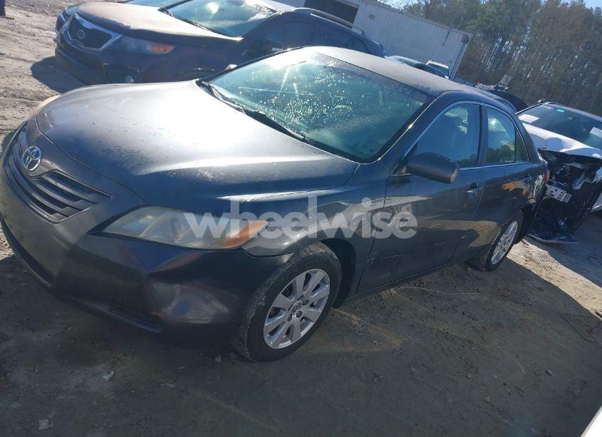 Photo 2 of 2007 Toyota Camry LE (VIN 4T1BE46KX7U728157)