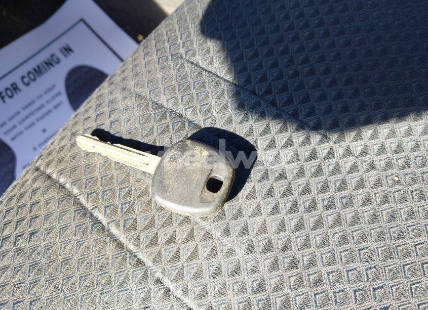 Photo 11 of 2008 Toyota Camry SE (VIN 4T1BE46KX8U204623)