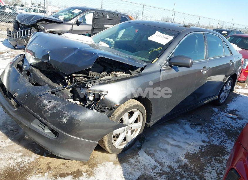 Photo 2 of 2008 Toyota Camry SE (VIN 4T1BE46KX8U204623)