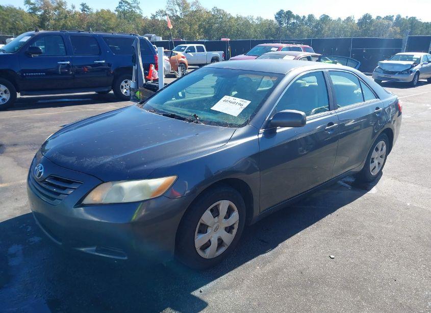 Photo 2 of 2008 Toyota Camry LE (VIN 4T1BE46KX8U207294)