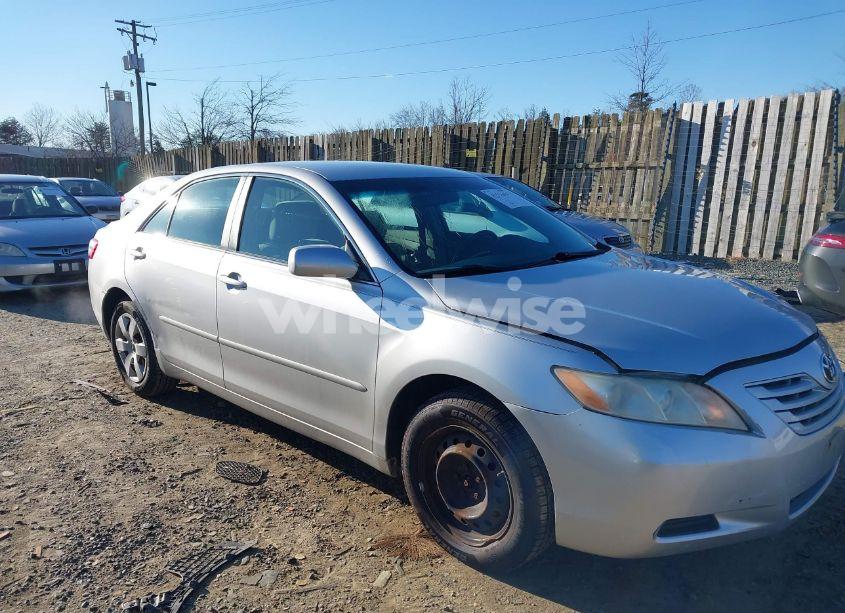 2008 Toyota Camry LE (VIN 4T1BE46KX8U233328) main photo