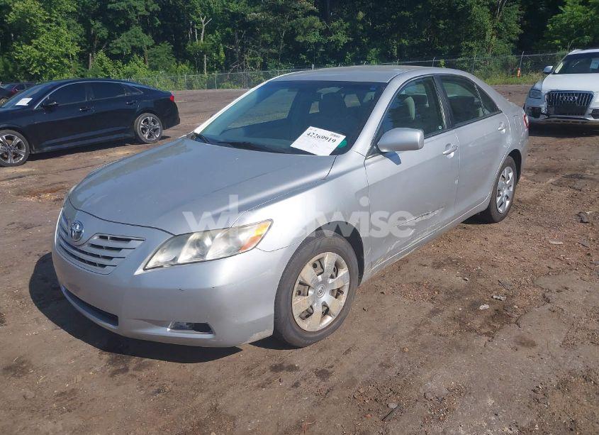 Photo 2 of 2008 Toyota Camry LE (VIN 4T1BE46KX8U247276)